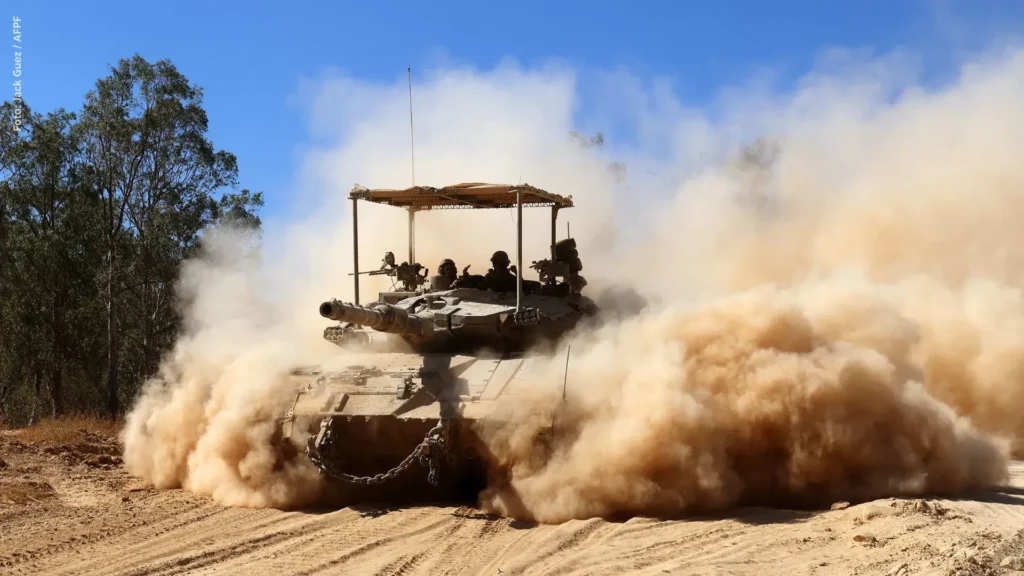 Militares do Exército israelense em território palestino na manhã desta terça, dia 2: generais querem trégua